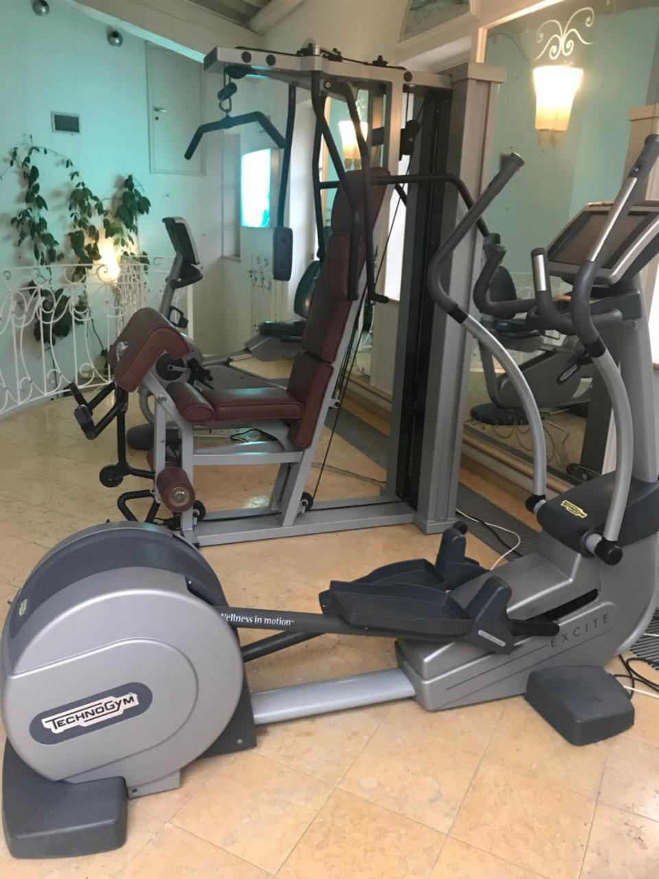 Byblos Art Hotel Villa Amista Сан-Пьетро-ин-Карьяно Экстерьер фото